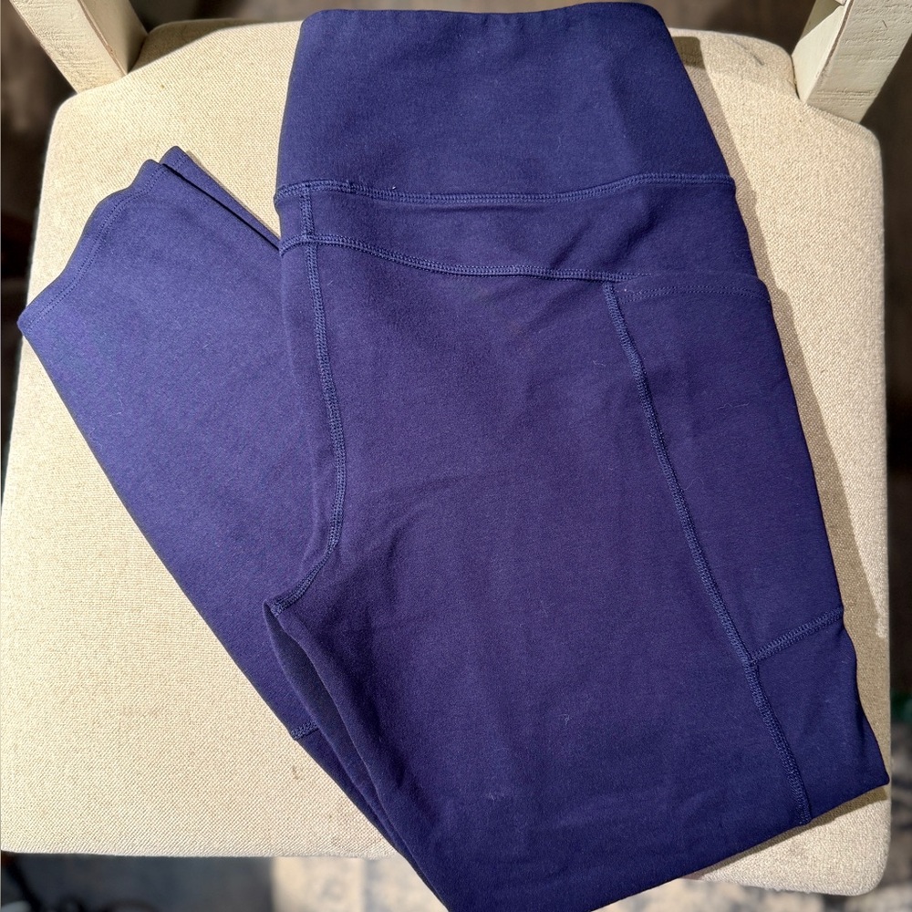 Soft Surroundings Navy Leggings Thick Heavy Fall/Winter Fabric Pockets Medium